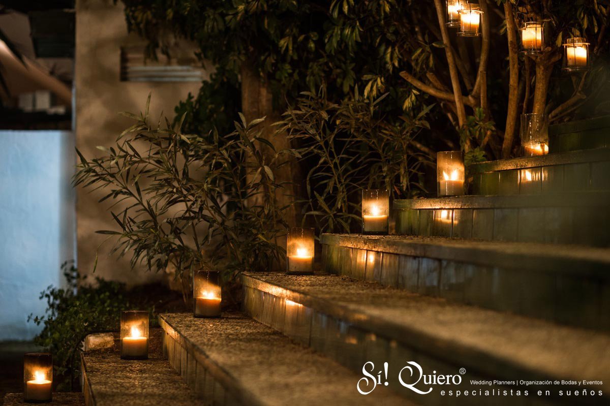 Candles. | Goyo Catering (2012)