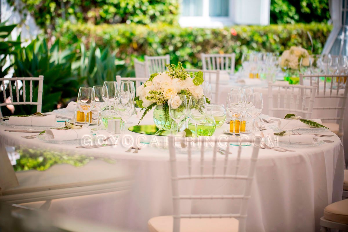 White tablecloth. | Goyo Catering