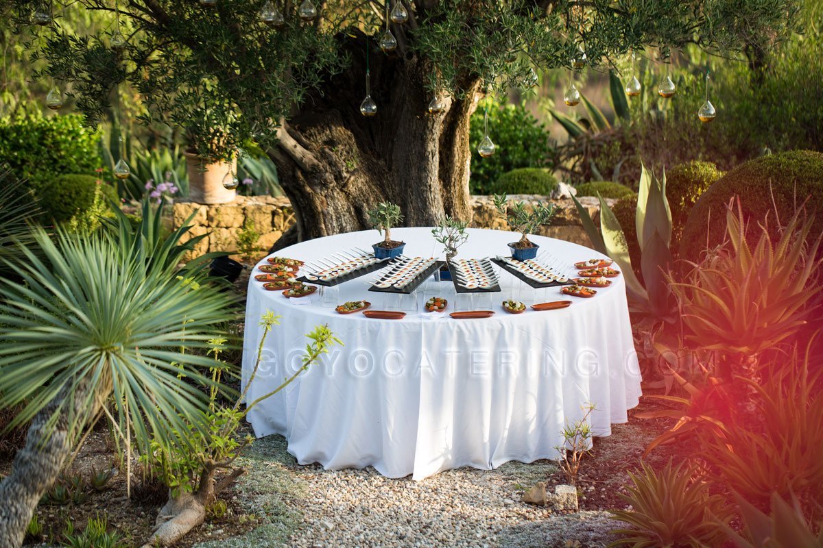 Appetizers set up. | Goyo Catering