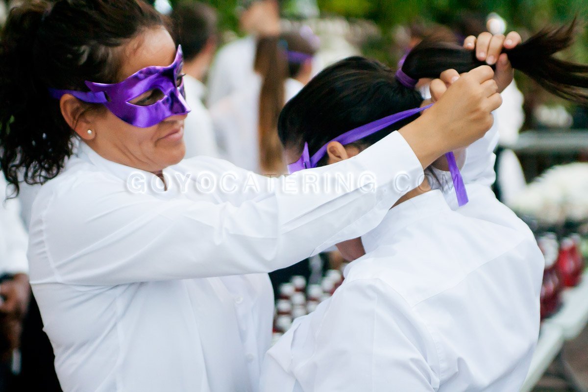 Equipo preparándose. | Goyo Catering