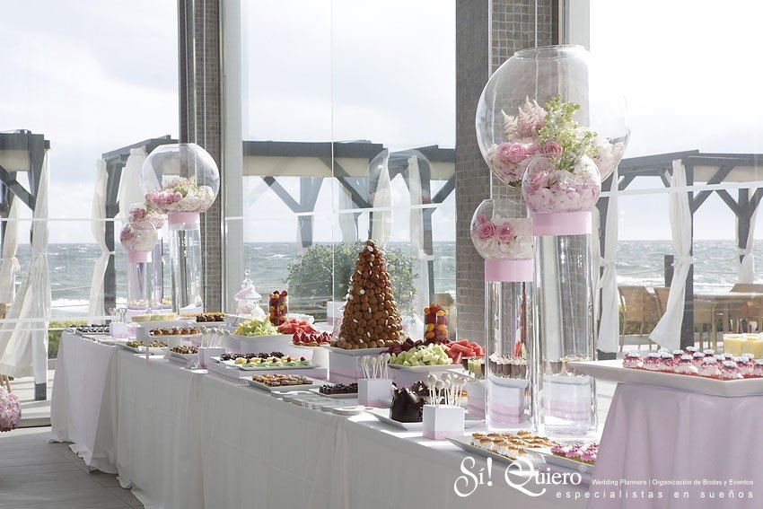 Table of desserts. | Goyo Catering
