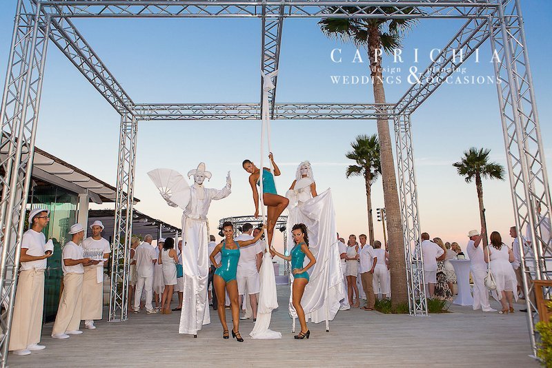 ‘White Party’: La boda de Coco y Austin en Casares, Málaga (II)